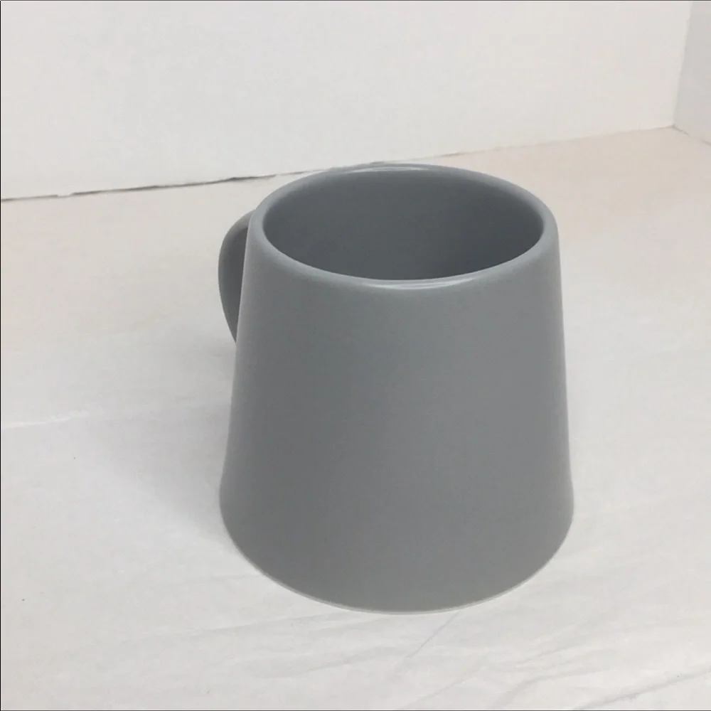 2013 Starbucks 16 oz Matt slate gray tapered mug